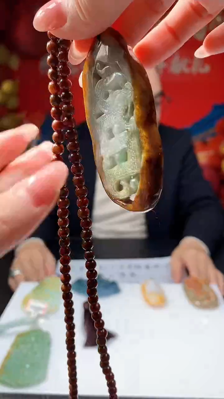 【闪购商品】定制翡翠未镶嵌8050jj-毛货挂件配珠链80
