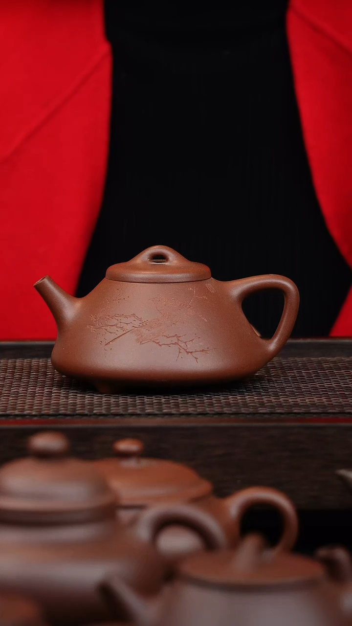 【闪购商品】紫砂茶壶微瑕紫砂壶刻绘子冶