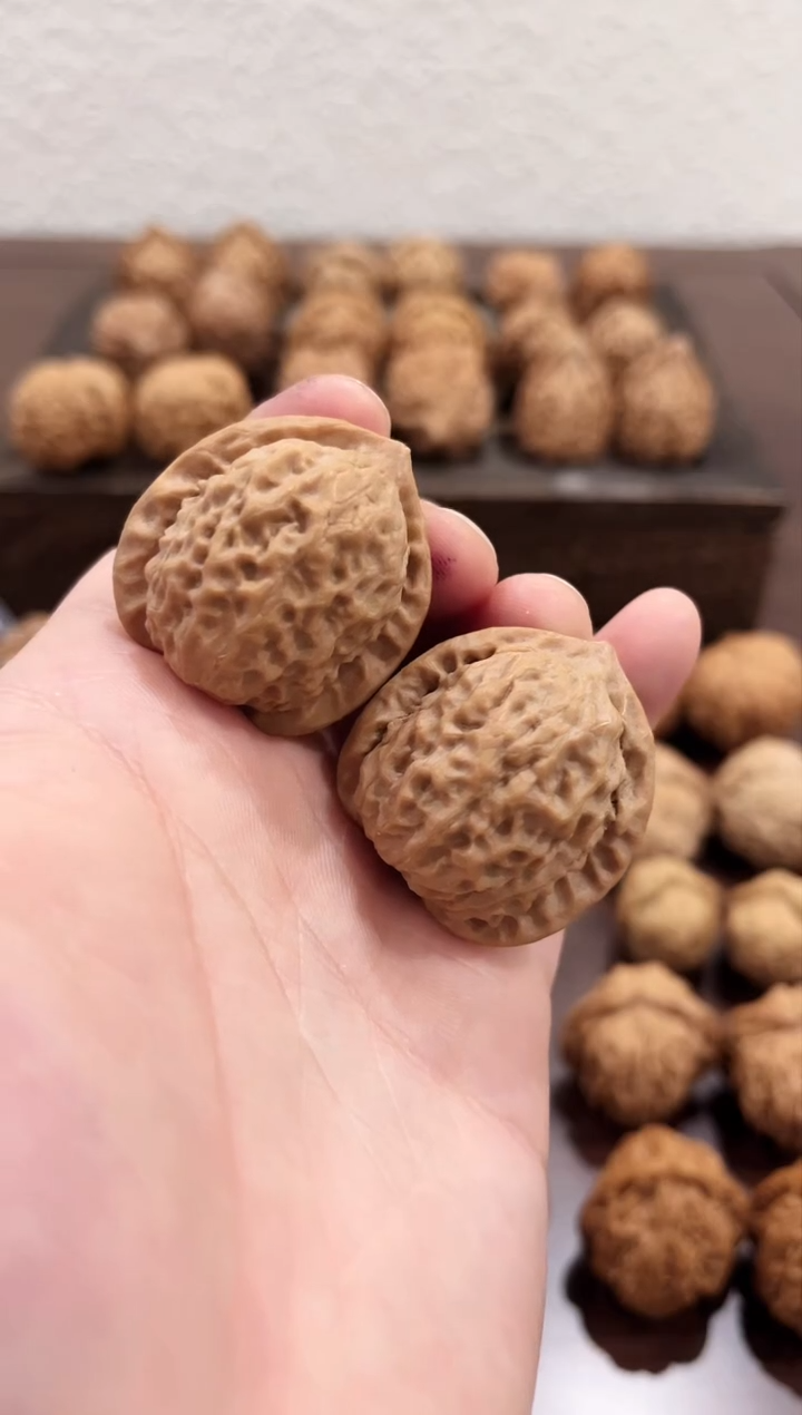 【闪购商品】文玩核桃吊坠龙公子