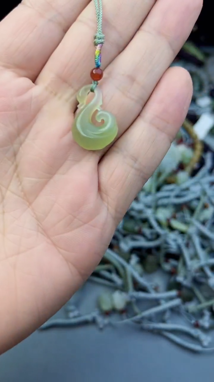 颈饰未镶嵌和田玉多样性发货   拍一发一