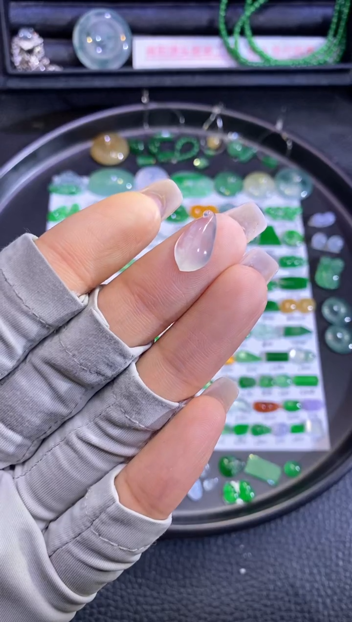 未镶嵌挂件翡翠瓜