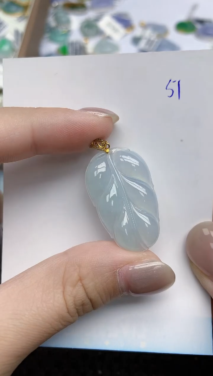 【闪购商品】翡翠颈饰18K金镶嵌天然翡翠A货