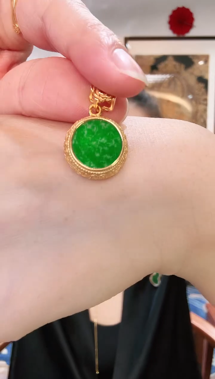【闪购商品】翡翠颈饰银S925镶嵌吊坠
