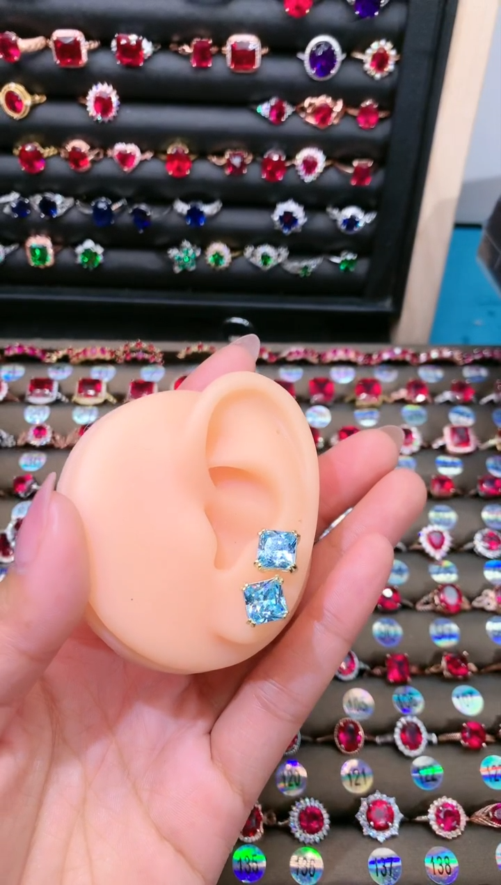 【闪购商品】海蓝宝石耳坠银S925镶嵌8金