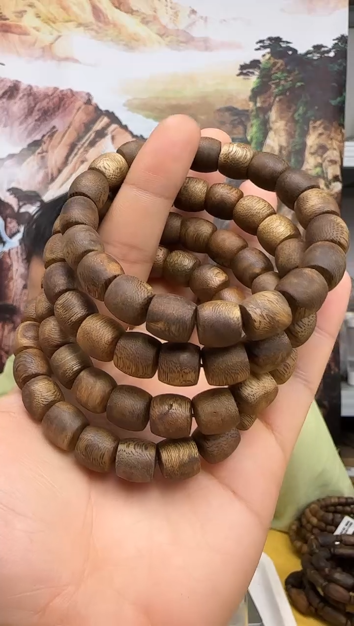 沉香沉香碎屑+G12奇楠白奇虫漏单鼓卡12宠粉多样性发一