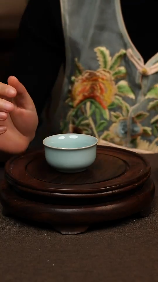 瓷片天青色如意杯60ml微瑕不带礼盒