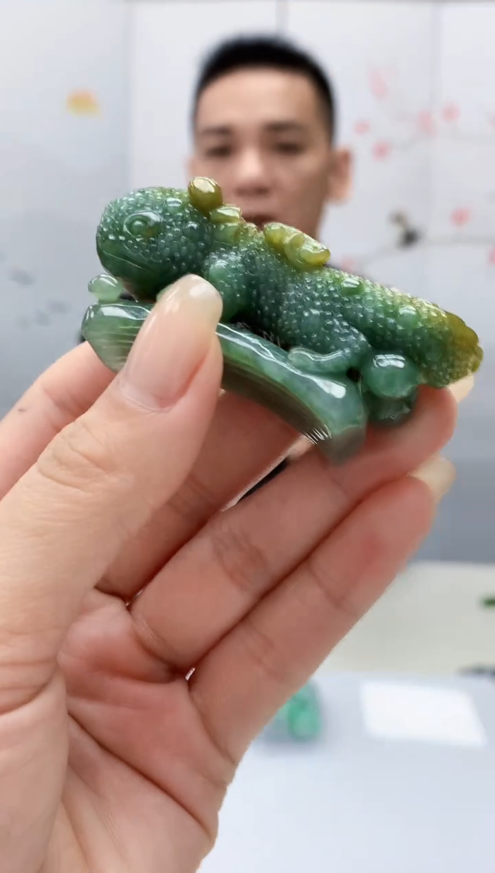 【闪购商品】定制翡翠未镶嵌3916lr毛货挂件39