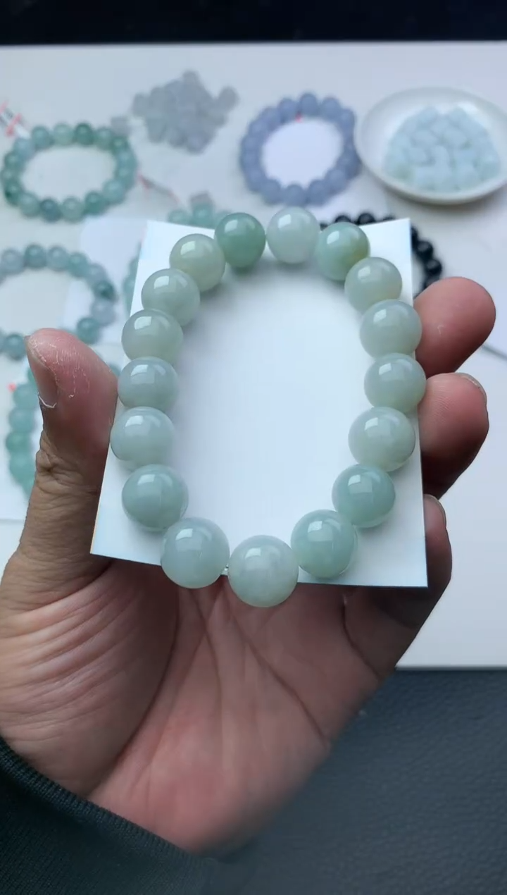 【闪购商品】翡翠颈饰未镶嵌珠子12