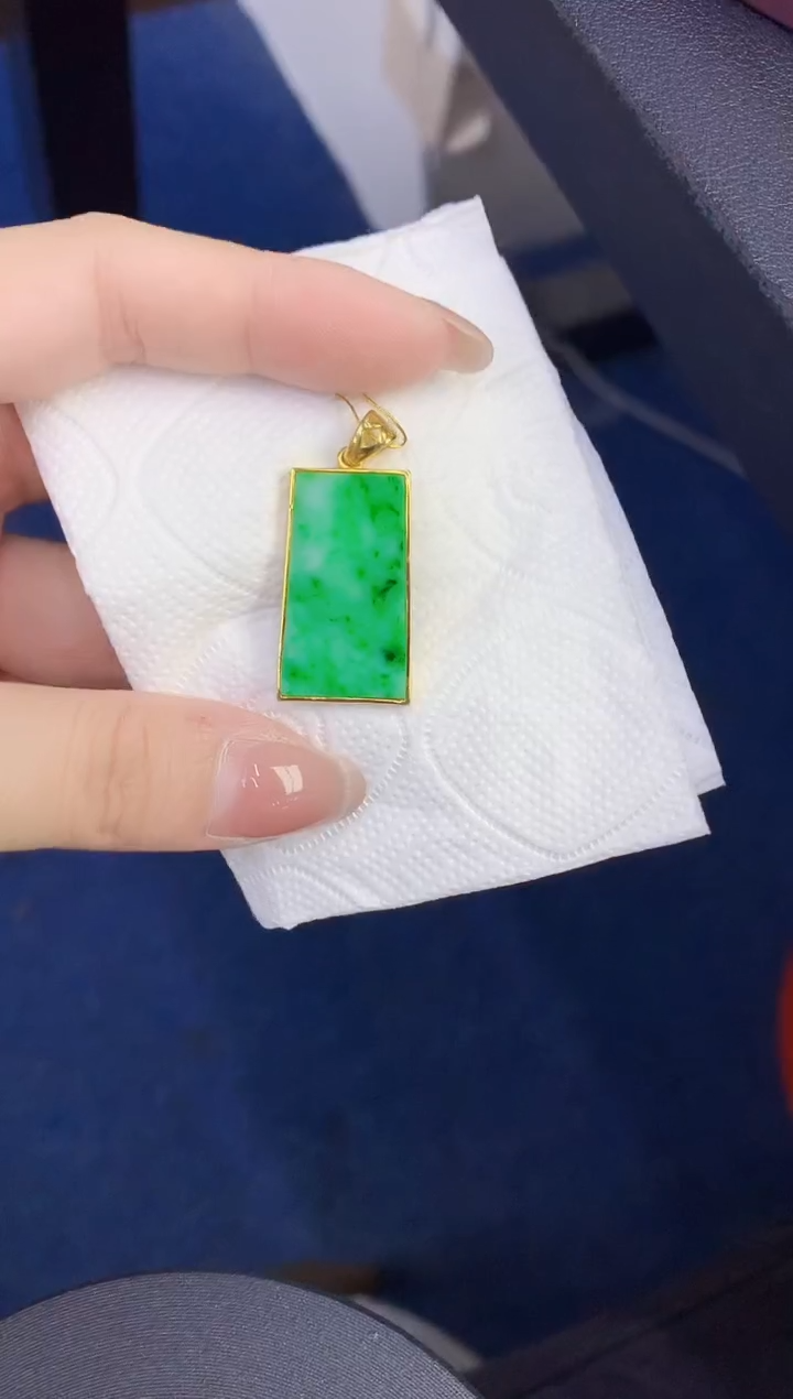 颈饰未镶嵌翡翠缅甸天然翡翠a货