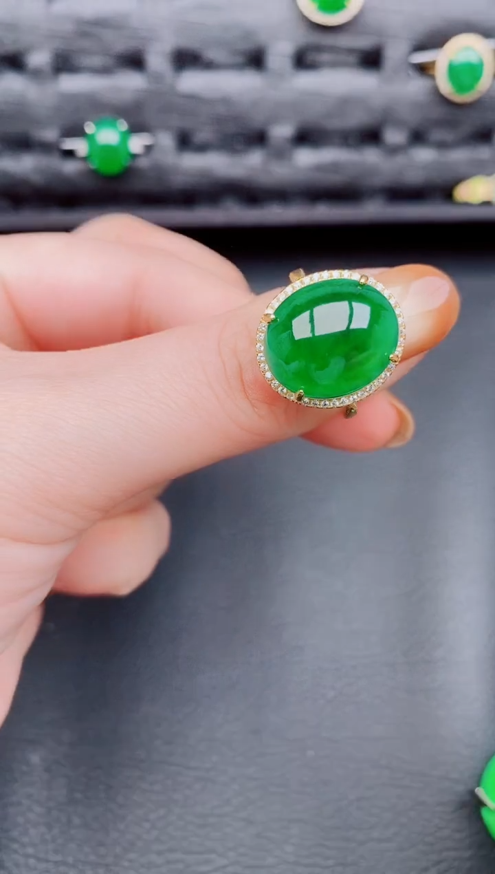 【闪购商品】翡翠戒指银S925镶嵌天然A货翡翠400