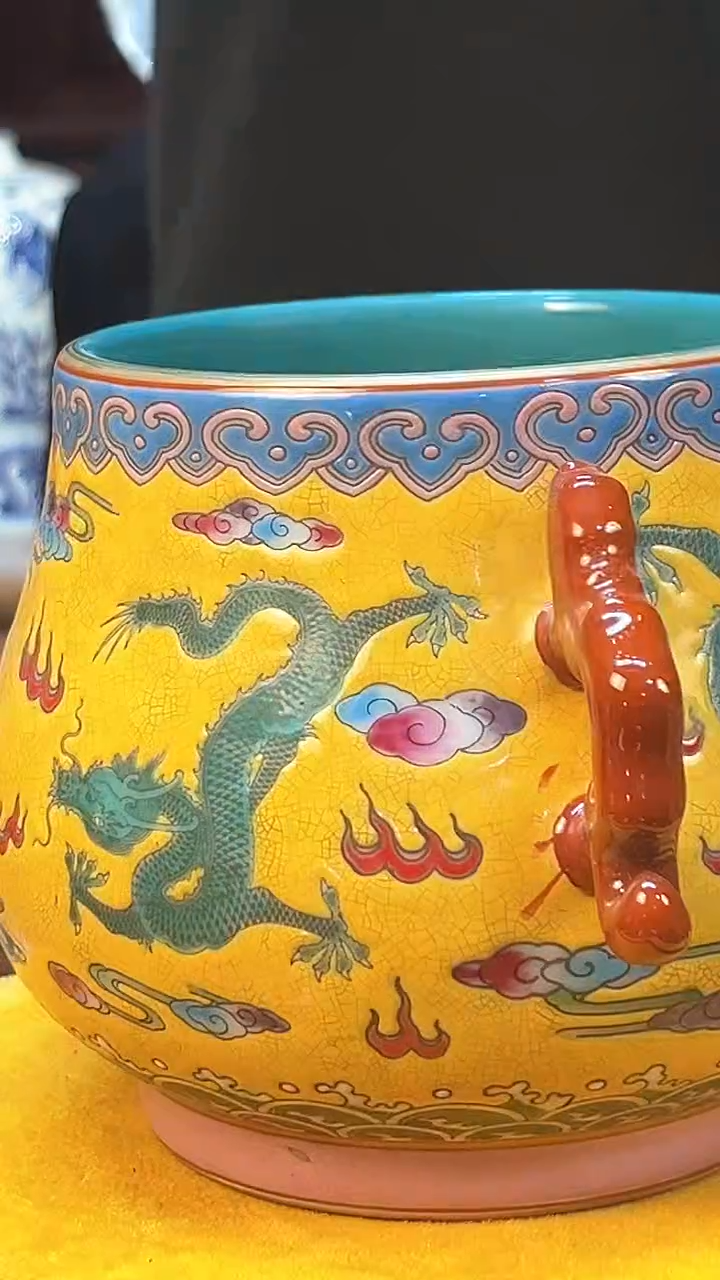 【闪购商品】瓷片641F现代工艺品一个