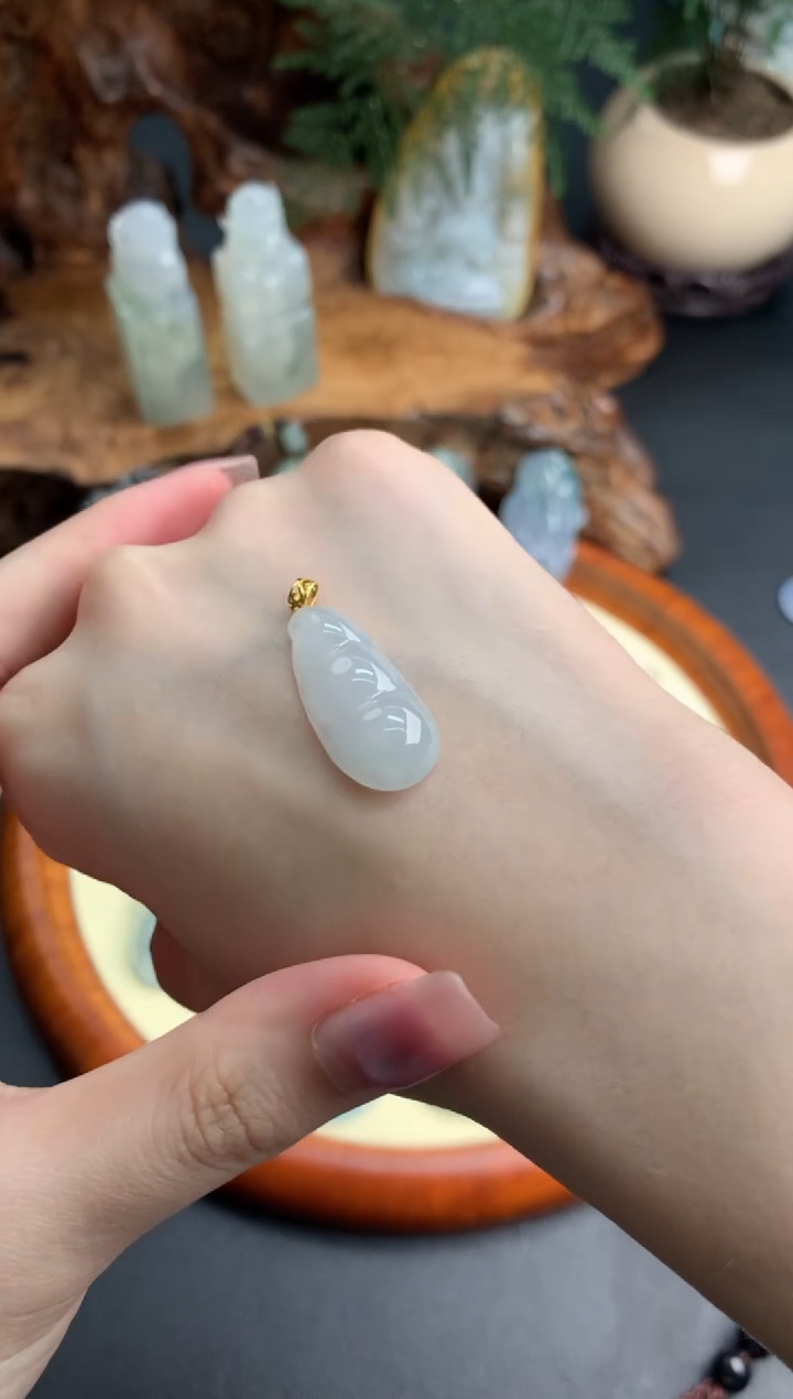 吊坠(不含链)18K金镶嵌翡翠翡翠饰品-18