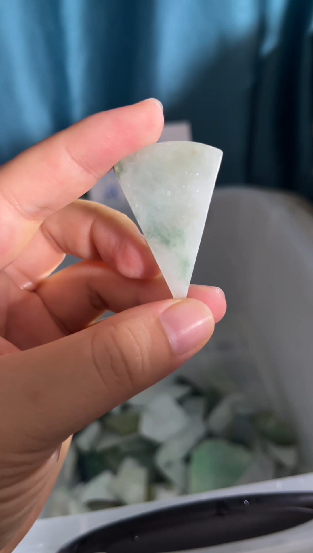 定制翡翠未镶嵌翡翠