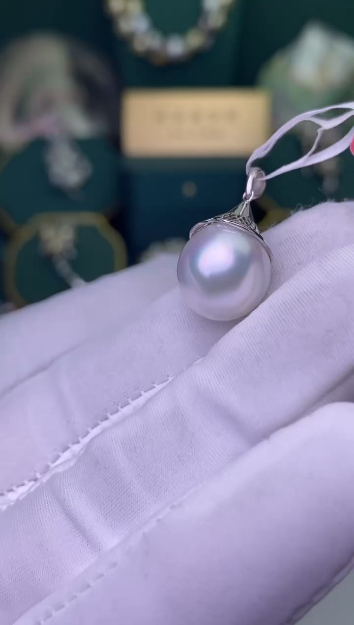 【闪购商品】海水珍珠颈饰18K金镶嵌12-13