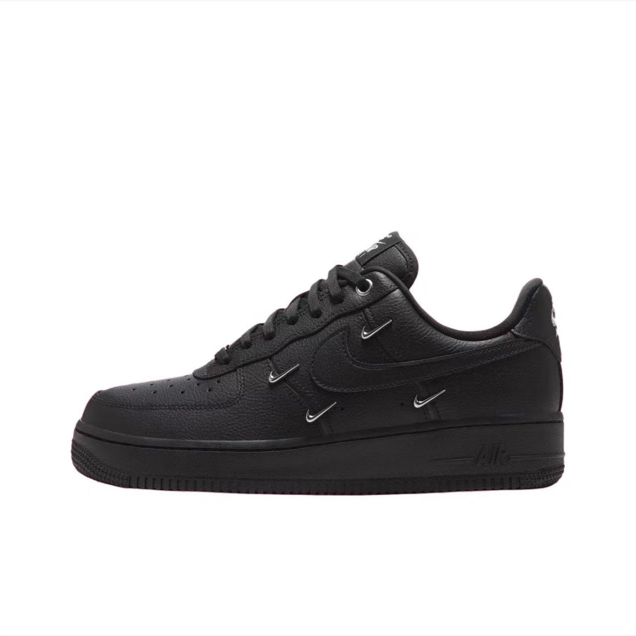NIKE/耐克【胜道联动】AF1女子黑色四勾低帮百搭运动板鞋HQ1180001