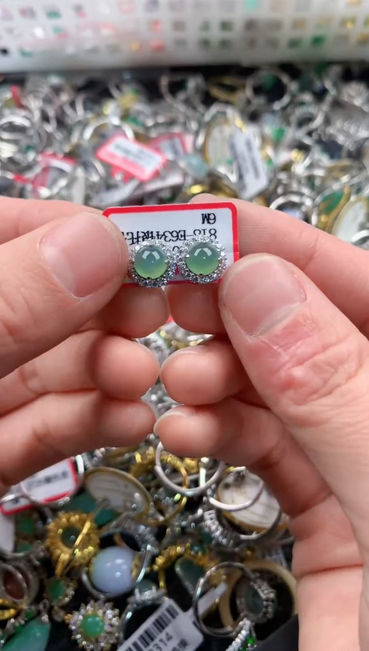 银S925镶嵌戒指翡翠333        3