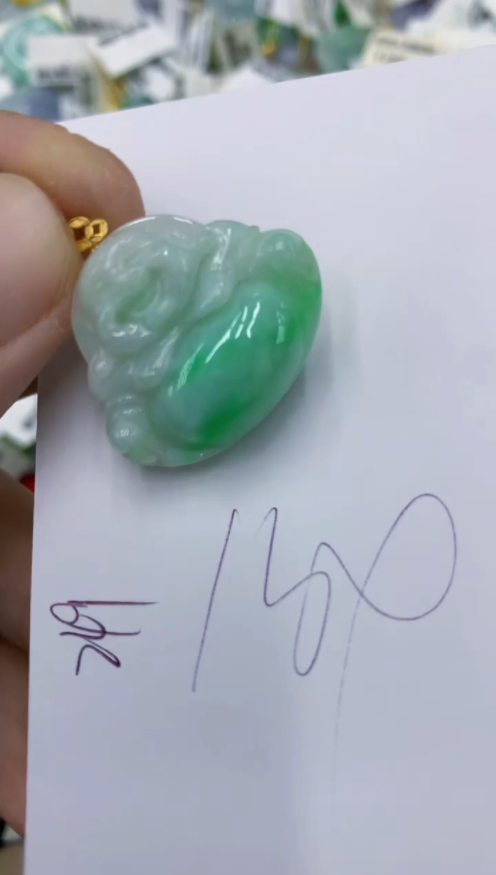 颈饰18K金镶嵌翡翠11111111111