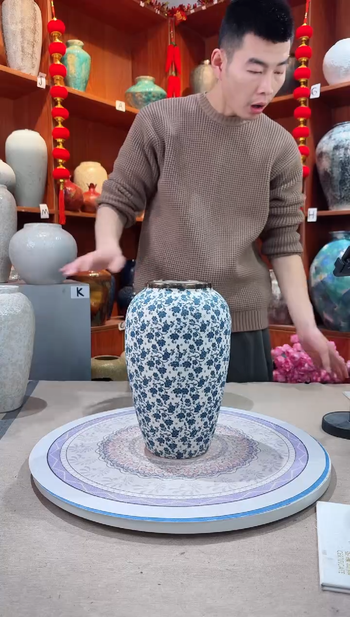 【闪购商品】瓶陶瓷花瓶 无花 白底小兰花中号