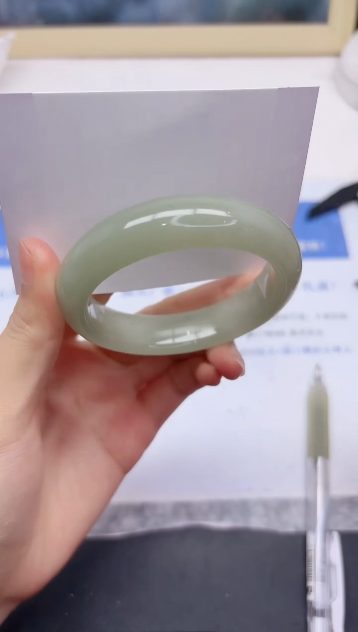 石英质玉手镯未镶嵌131-54.8