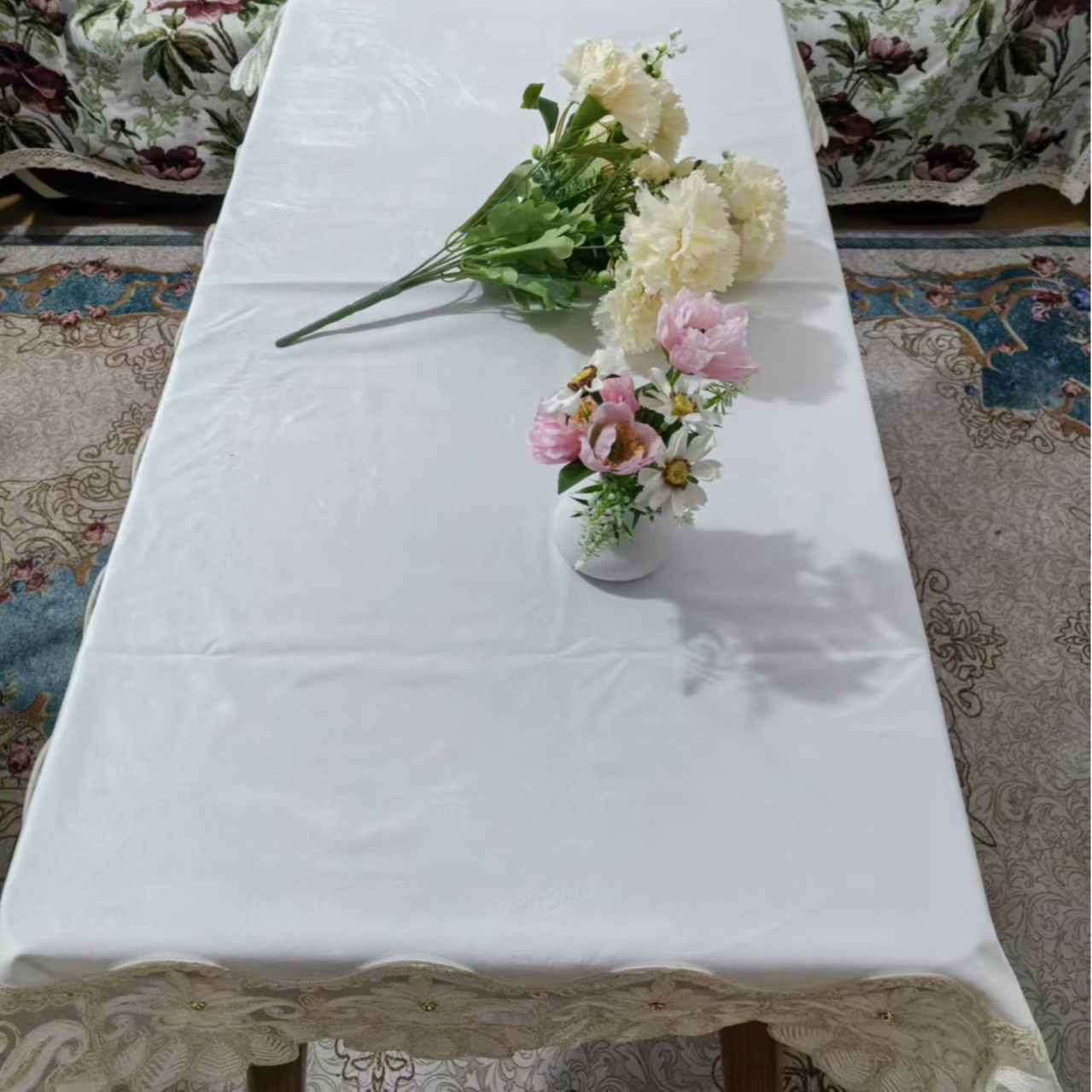 ZN131-99意大利绒【100*160】珍珠白意大利绒加毛巾绣花边桌布