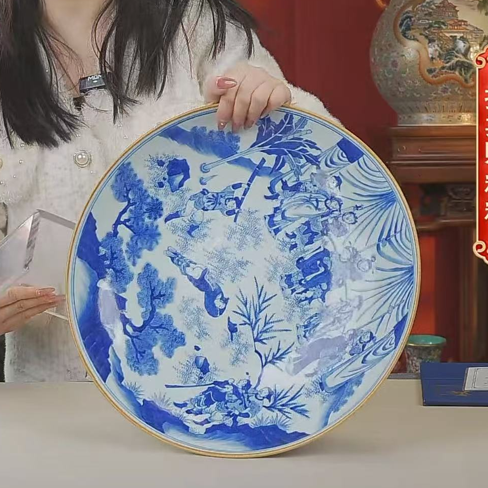 国呈拍卖古董瓷器