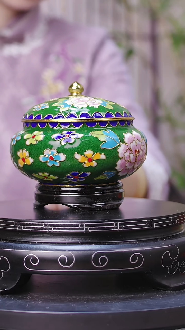 【闪购商品】非遗技艺 景泰蓝花丝罐绿色