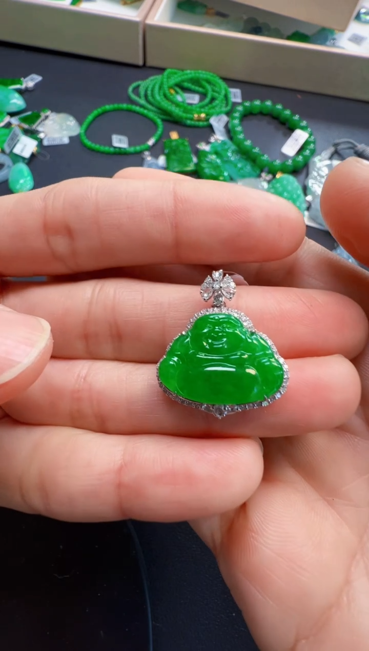 【闪购商品】翡翠吊坠(不含链)18K金镶嵌16800