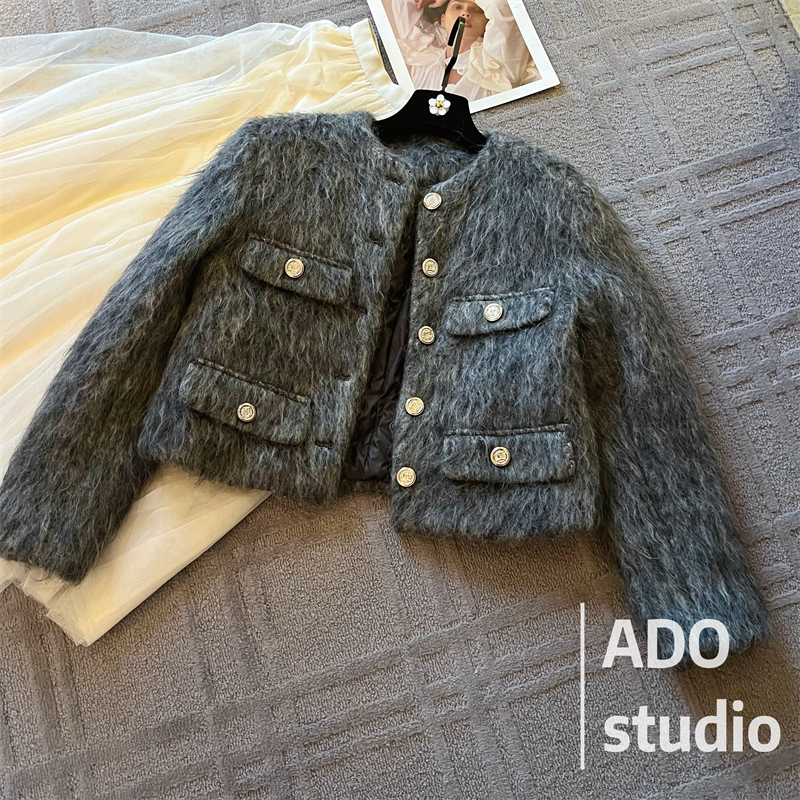 气质名媛灰色小香风羽绒网红洋气短款时尚百搭韩版冬季外套加厚