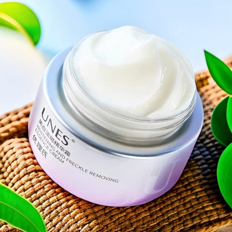 优理氏提亮精华霜