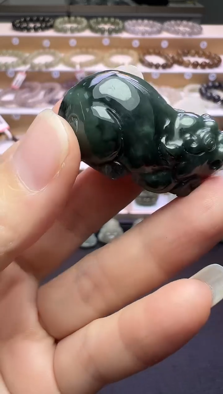 颈饰未镶嵌和田玉61号链接有包容约卡38*23*19