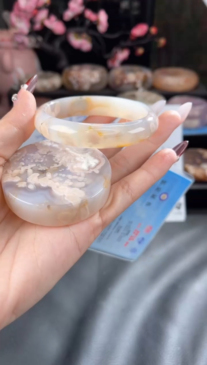 【闪购商品】玛瑙/玉髓手镯未镶嵌57