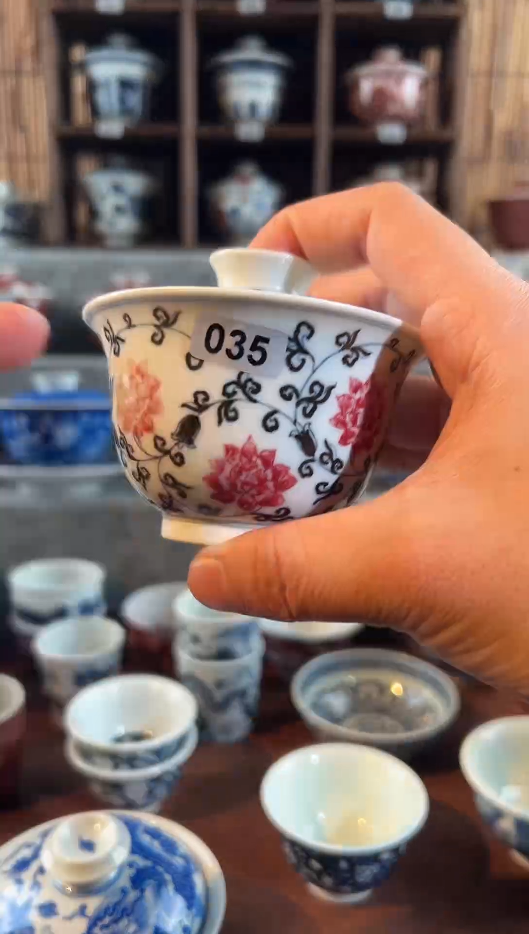 【闪购商品】035天禄言瓷缠枝莲盖碗