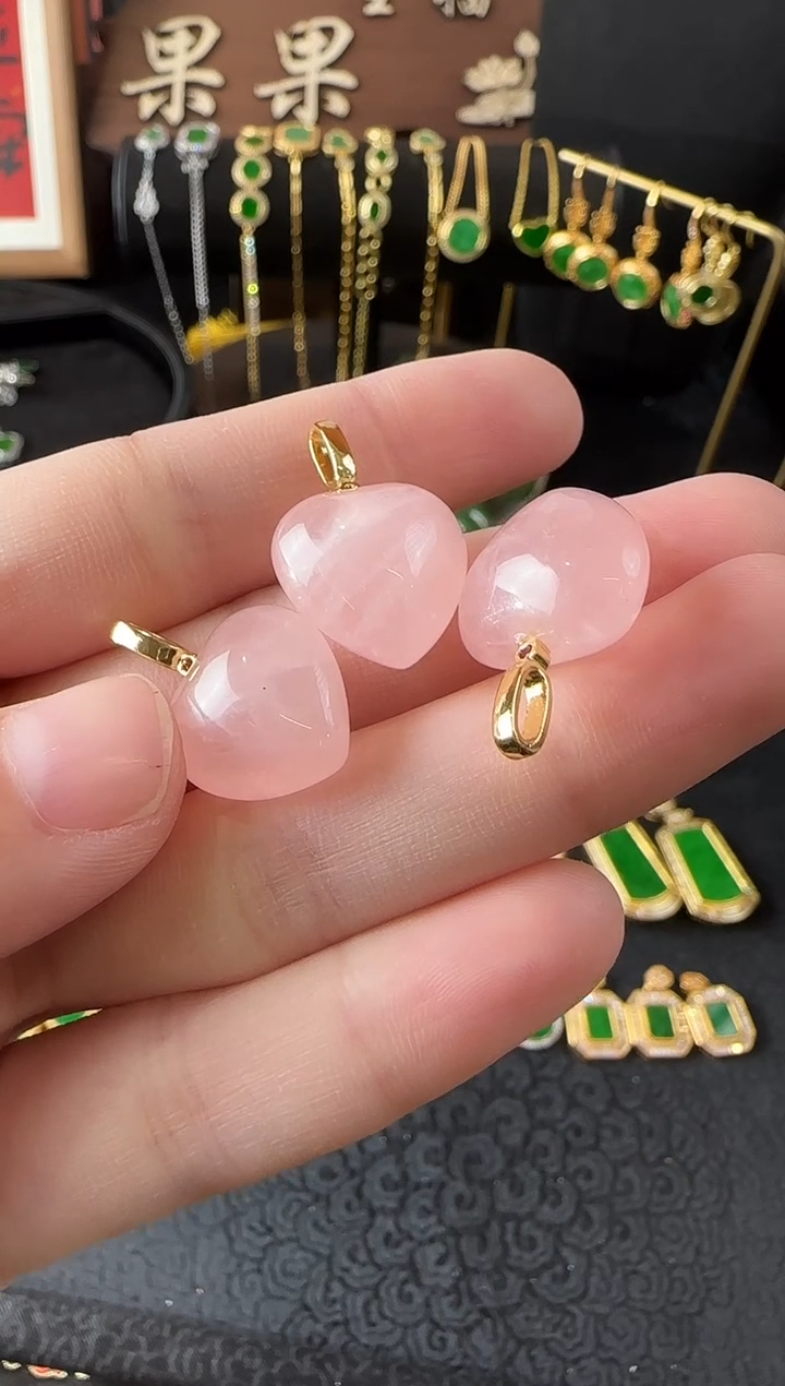 【闪购商品】水晶颈饰银S925镶嵌吊坠/多样性发一件