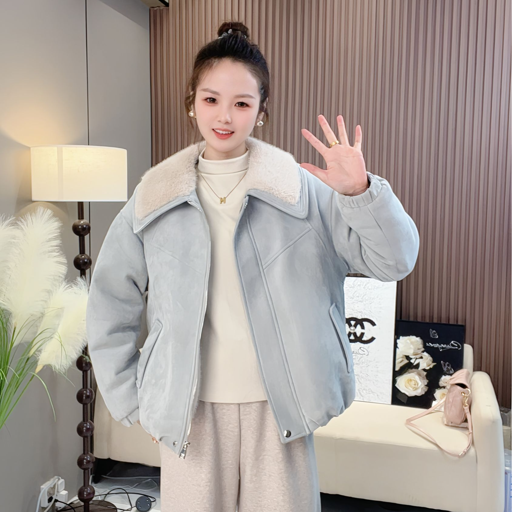 【新年战袍】冬季新品加绒加厚牛皮绒百搭翻领女外套时尚韩版宽松