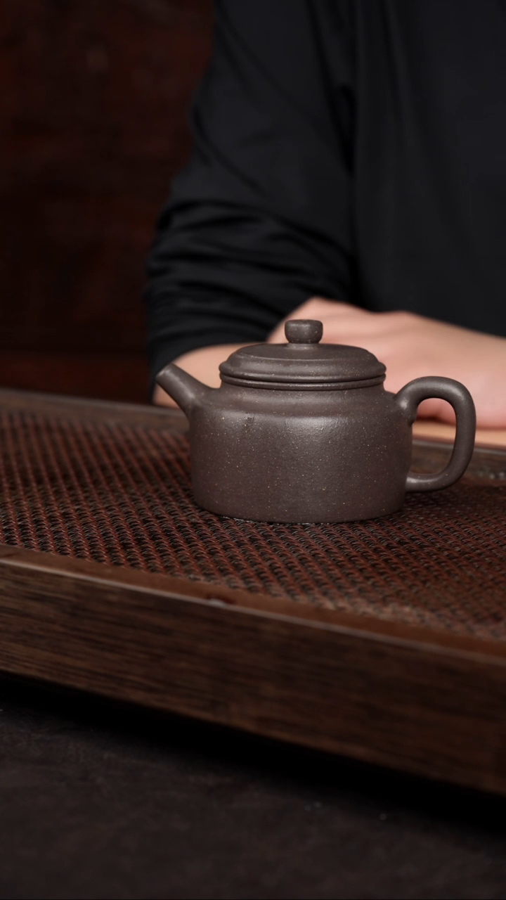 【闪购商品】紫砂茶壶千禧紫泥德中{大}