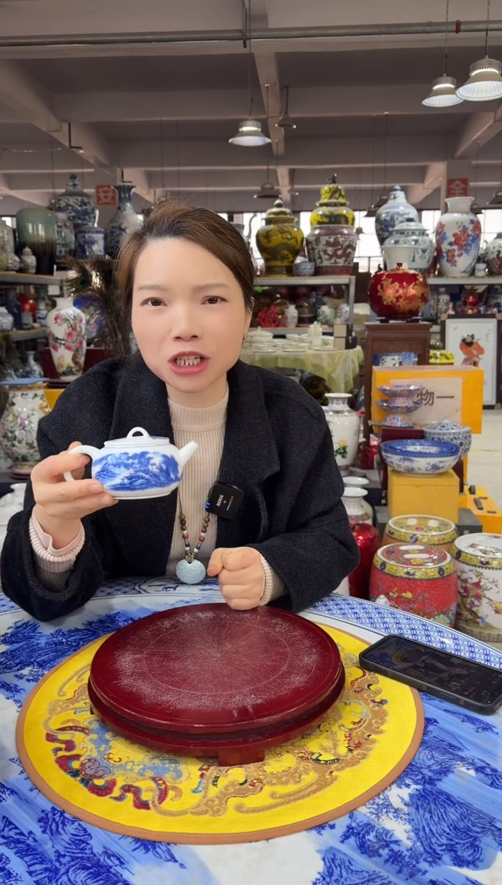 瓷青花小茶壶7777