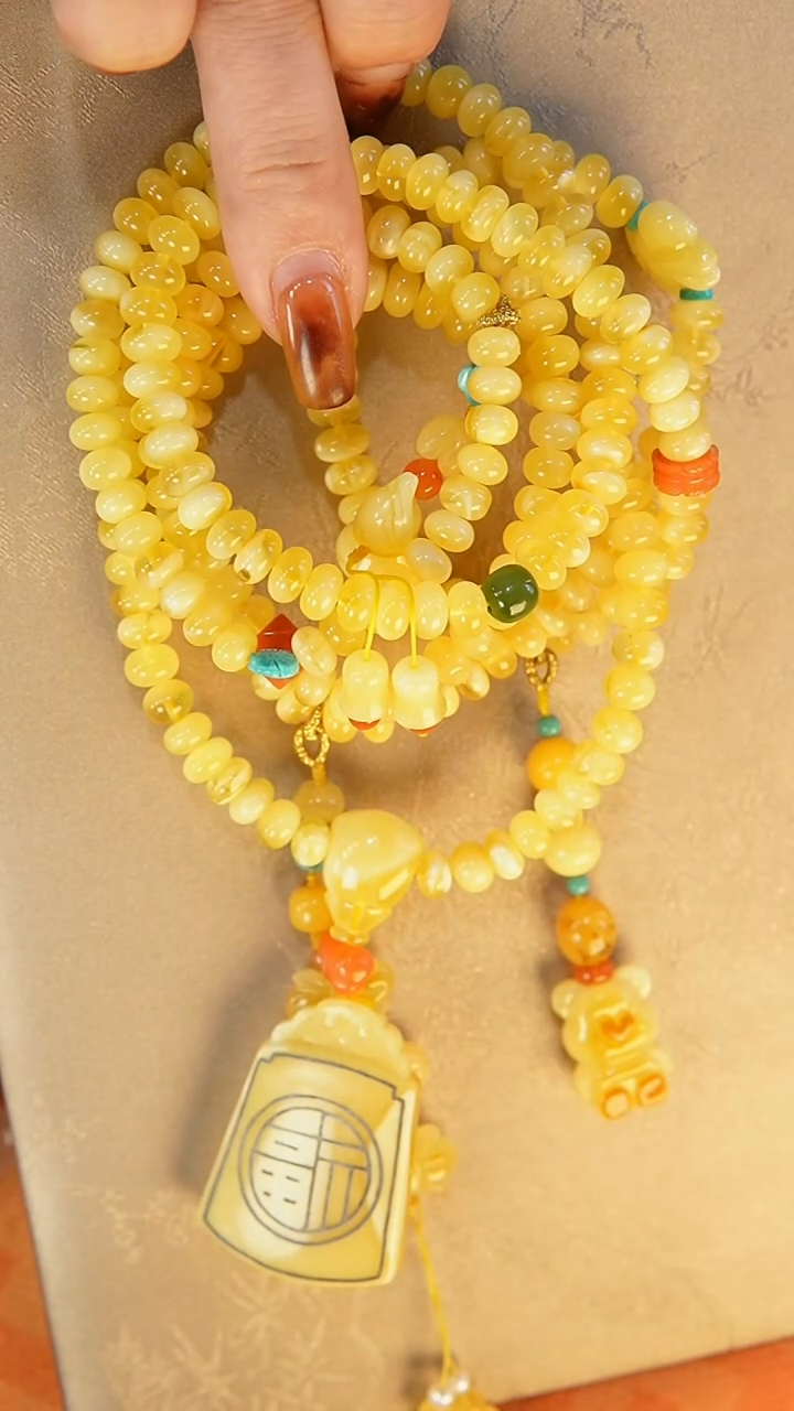 【闪购商品】琥珀颈饰未镶嵌颈饰