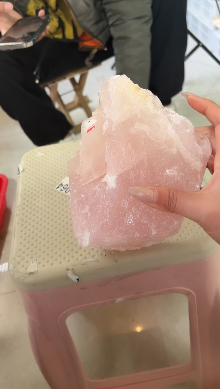 【闪购商品】摆件未镶嵌水晶粉水晶102