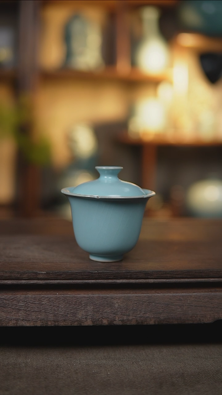 【闪购商品】杯仿古宋臻釉两才葵口盖碗瑕