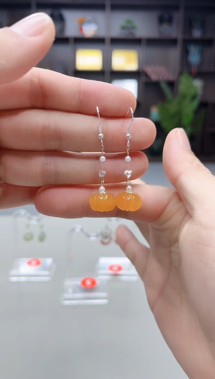 未镶嵌耳饰玛瑙/玉髓W06