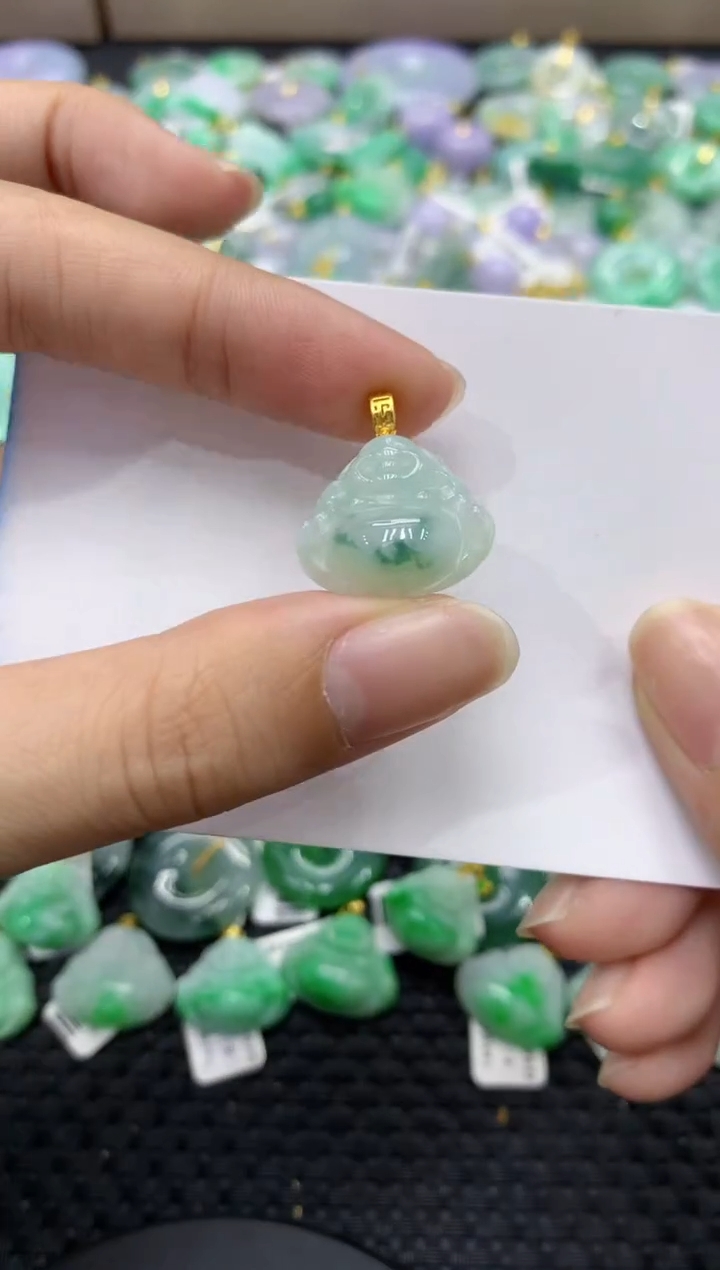 颈饰未镶嵌翡翠天然缅甸翡翠A货