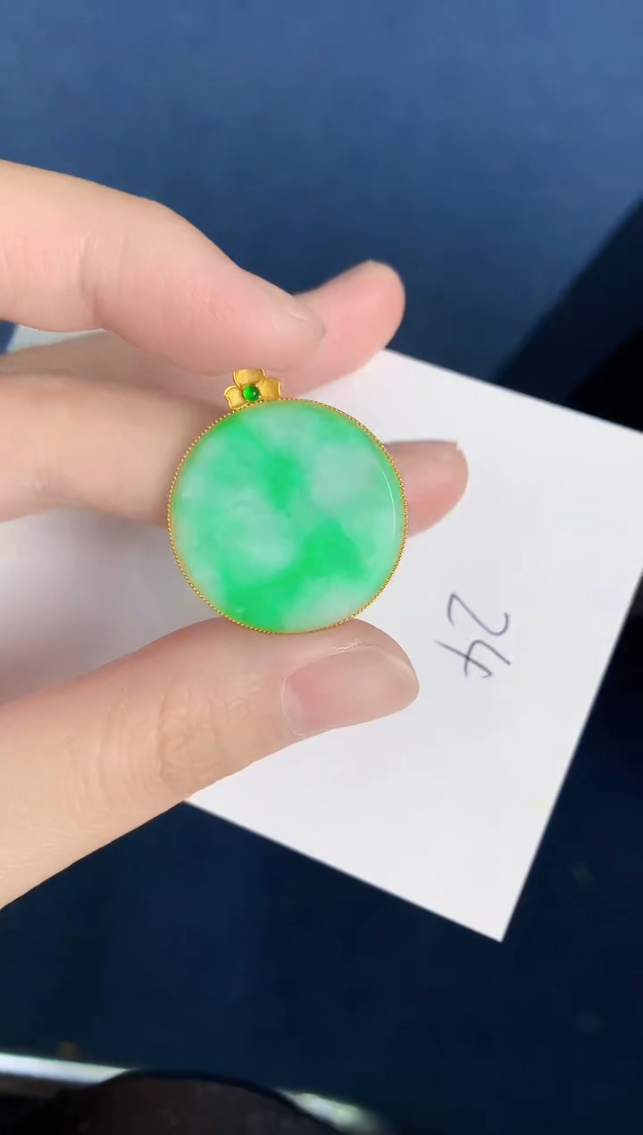 【闪购商品】翡翠颈饰18K金镶嵌000000000