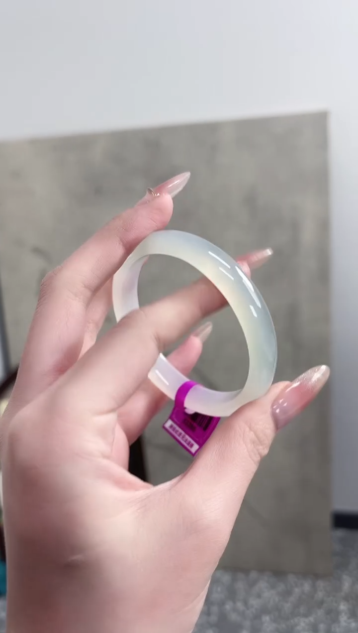 【闪购商品】玛瑙/玉髓手镯未镶嵌58圈 需要包容