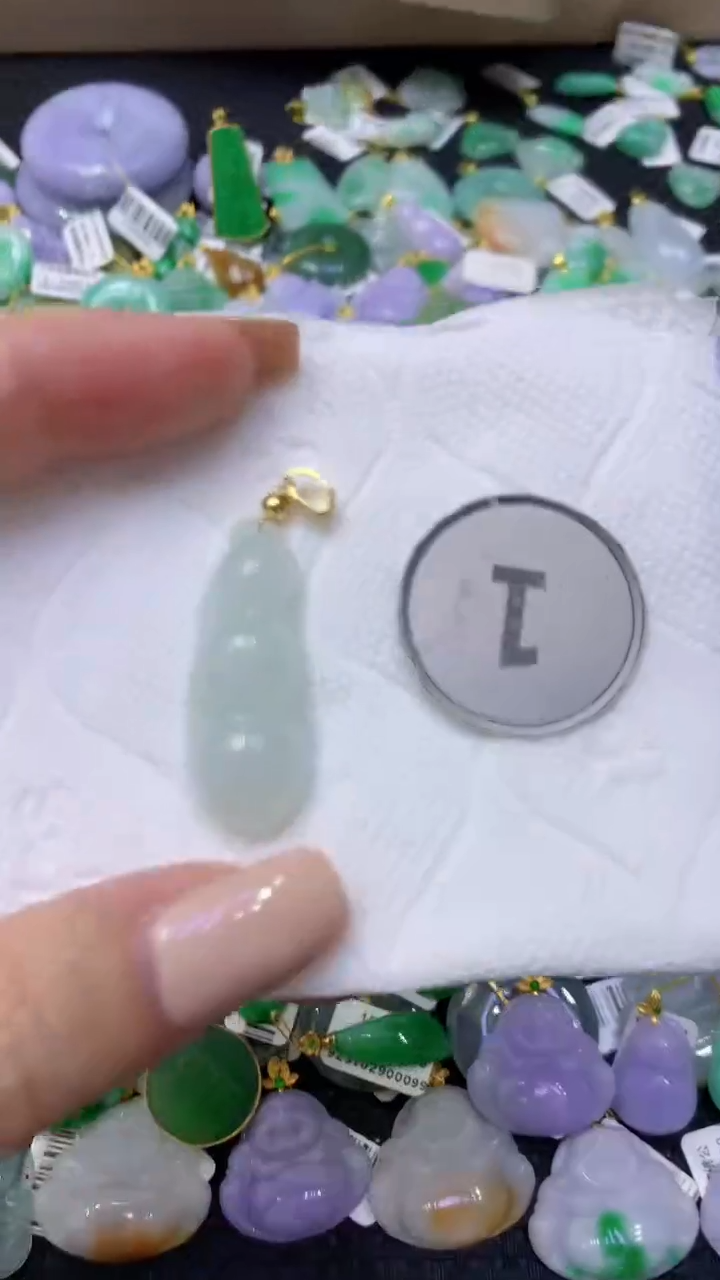 颈饰未镶嵌翡翠天然缅甸翡翠A货