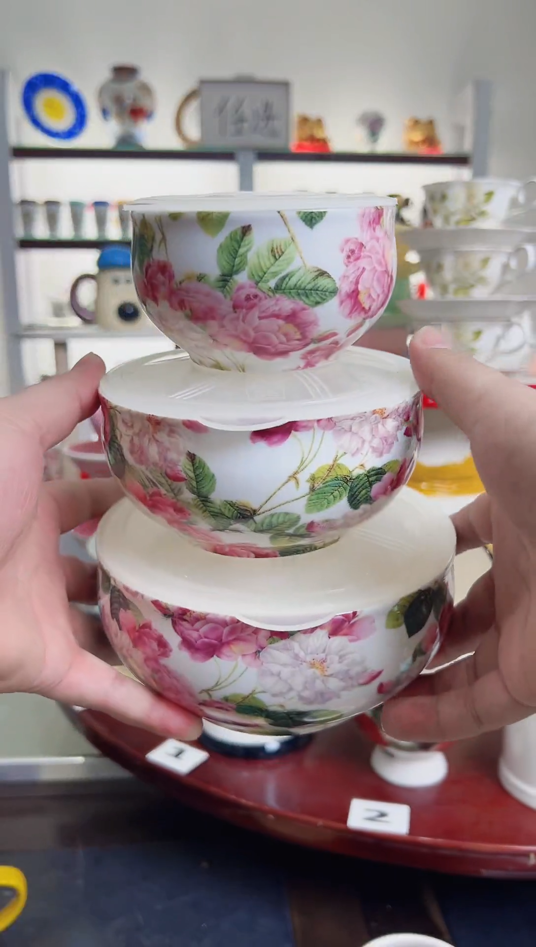 陶瓷手柄款陶瓷带花 三个套碗 带盖 70000