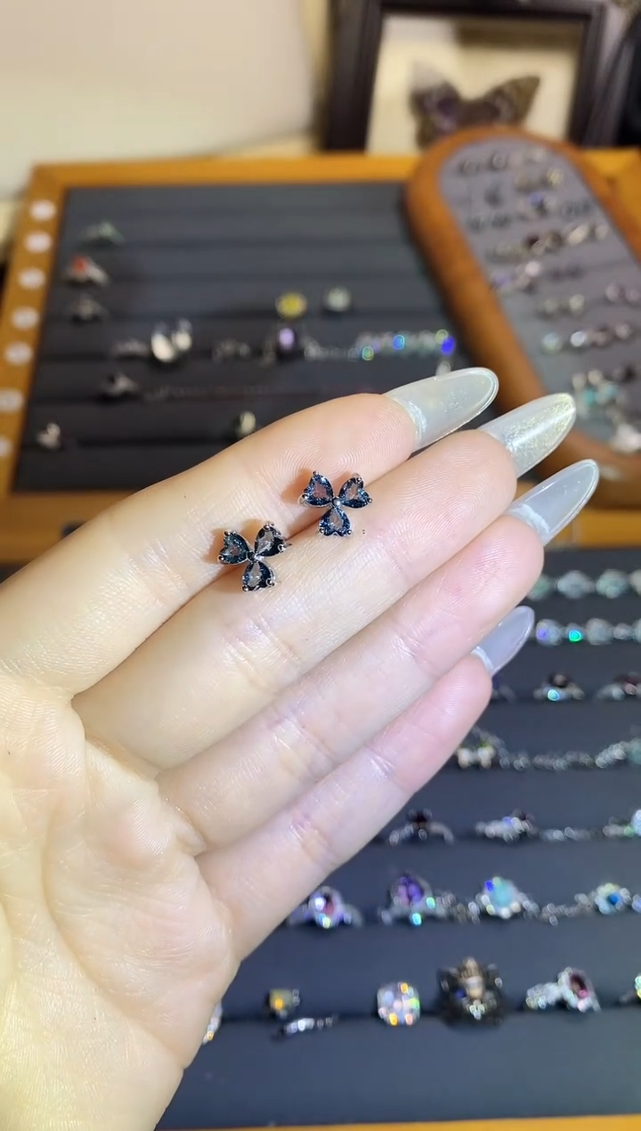 【闪购商品】水晶手链银S925镶嵌A133  