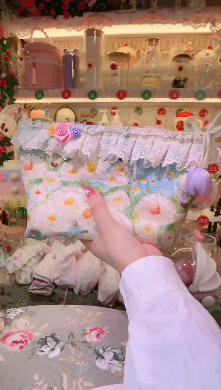 蕾丝油画化妆包——手工制作品质好！