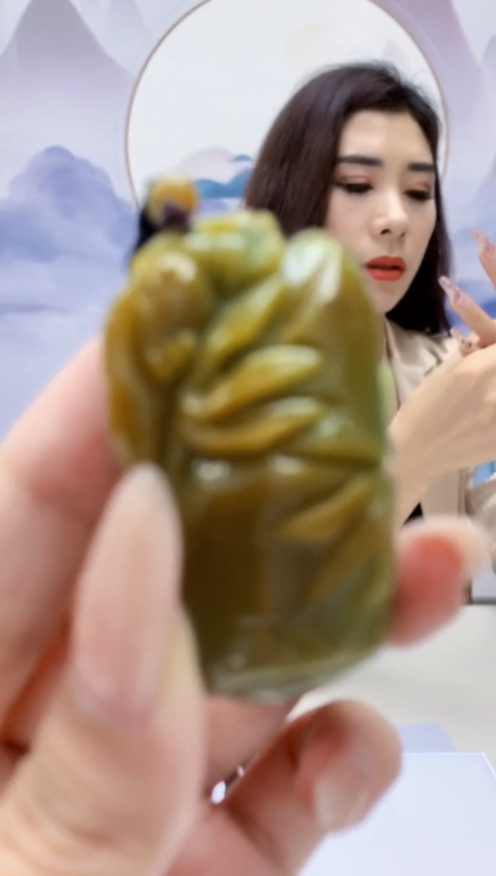 定制翡翠未镶嵌4829xx-毛货挂件77