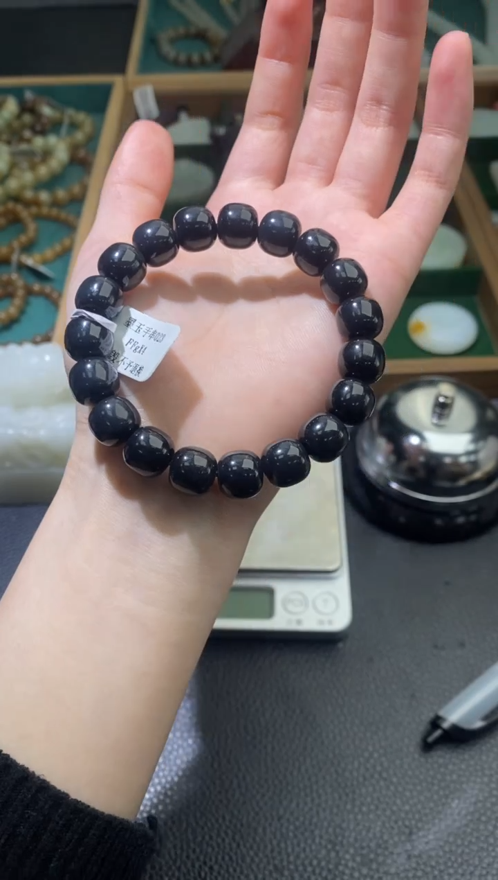 颈饰银S925镶嵌和田玉新疆墨玉老型卡10*11mm手串