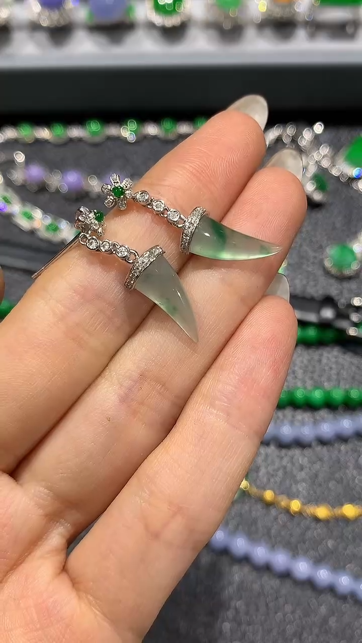 【闪购商品】翡翠耳饰18K金镶嵌4团购